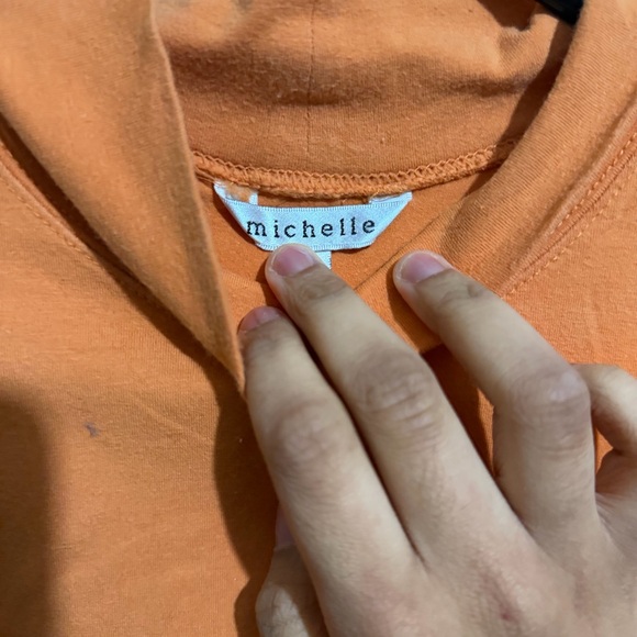 Orange turtle neck - Picture 3 of 3